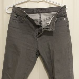 Grey ankle length yoga jeans